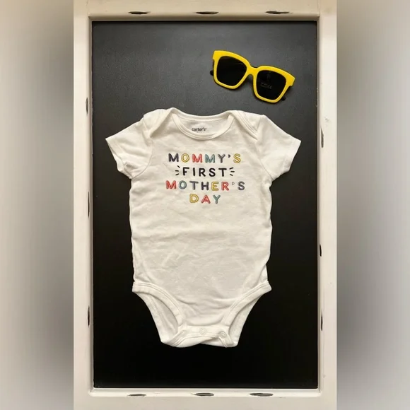 Carter’s Mom & Dad’s First Holiday Bodysuit Set, Size 6M - Picture 2 of 3